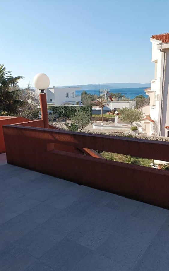 Family Apartments Tomy Punat Exterior foto