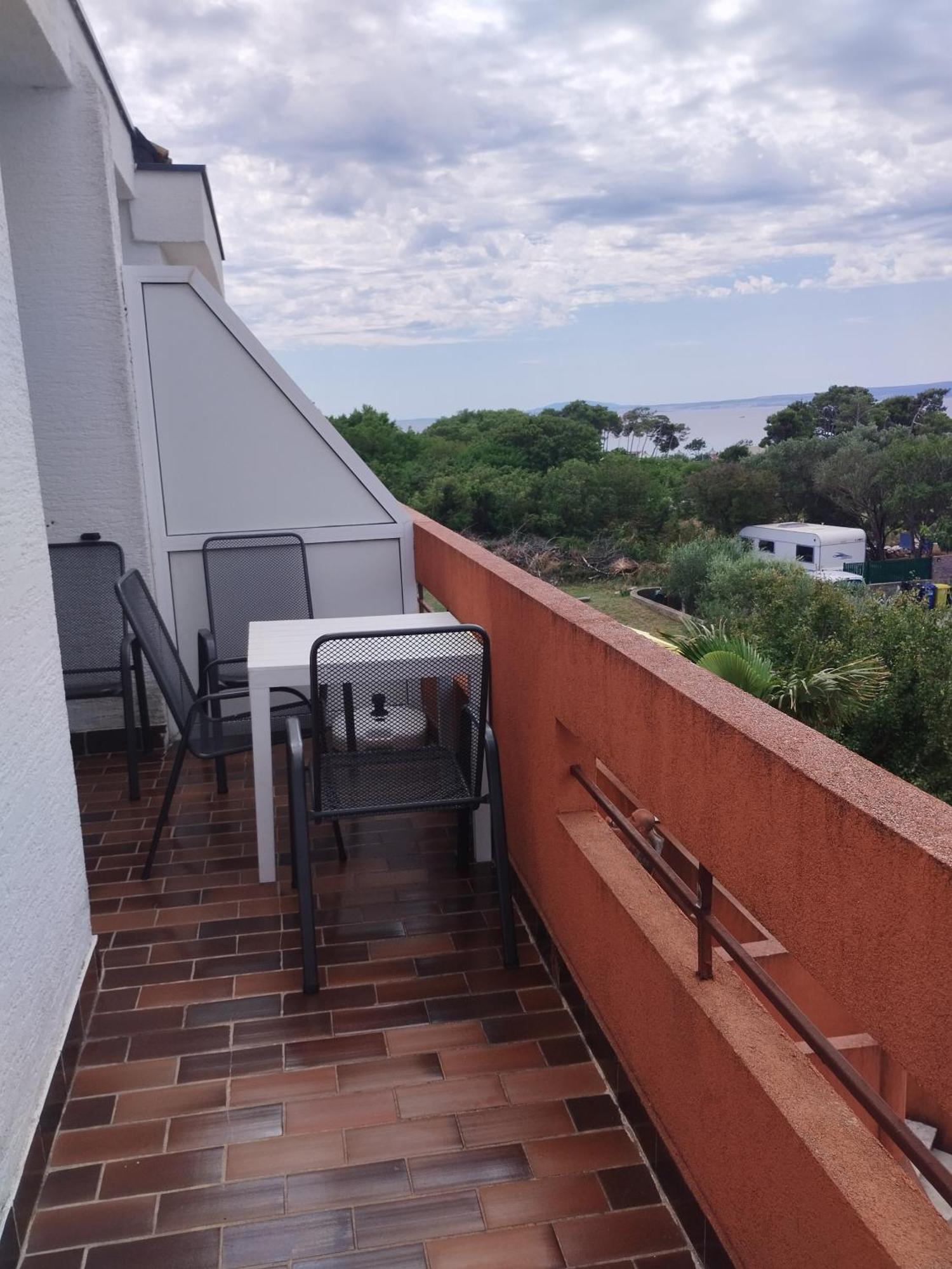 Family Apartments Tomy Punat Exterior foto